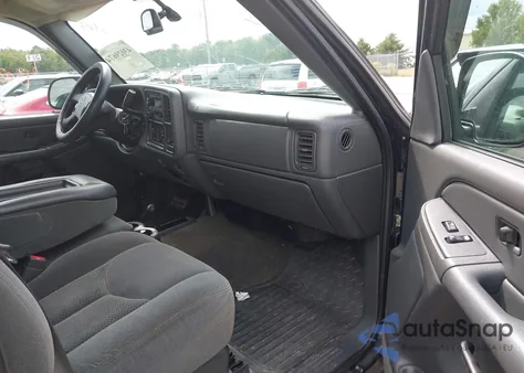 2004 Chevrolet Silverado 1500 Z71 z USA, uszkodzony, nr VIN 1GCEK14T04Z217916